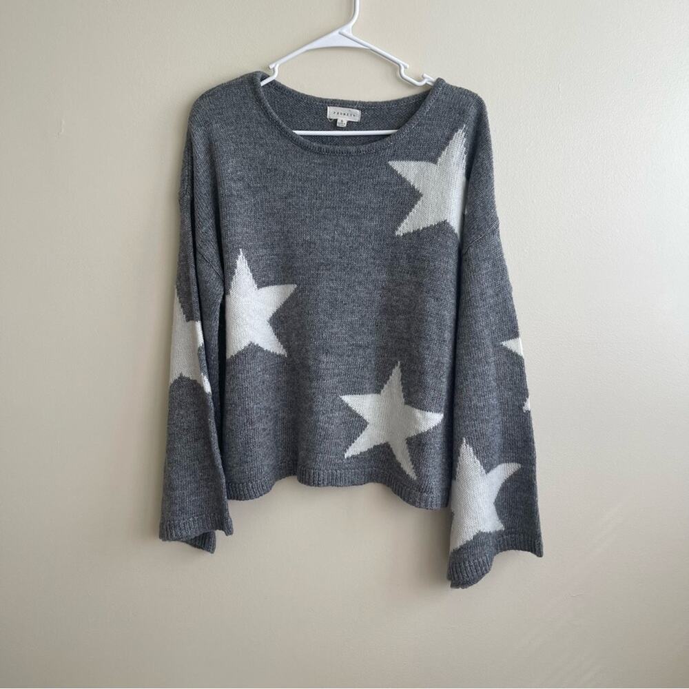 Promesa Gray White Stars Knit Sweater Bell Sleeve Relaxed Oversized Cold Weather